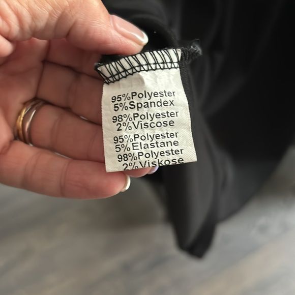 Dress - Picture 5 of 9